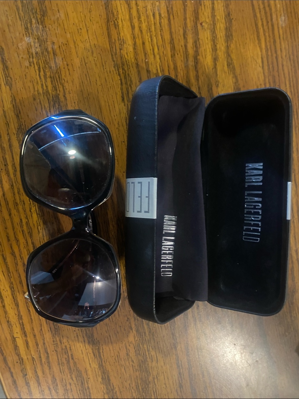 Karl Lagerfeld women’s Black Sunglasses and Branded Case